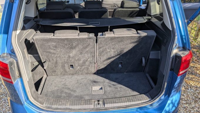 Clean VW Touran boot in St Ives, Cambridgeshire after interior detailing, with carpets vacuumed and pet hair removed.