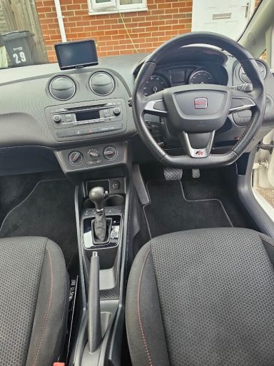 SEAT Ibiza dashboard and front interior after deep interior cleaning and extraction